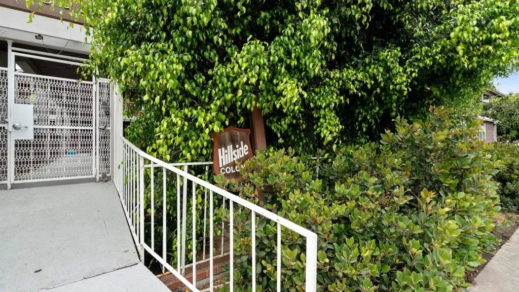 1806 Mckee St A9, San Diego, California 92110 home-pic-24